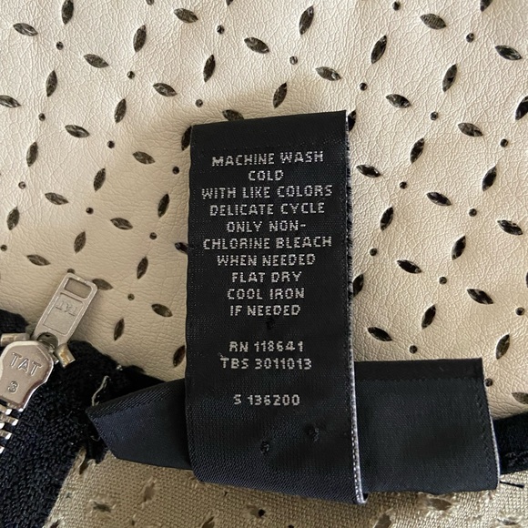 LANE BRYANT Black & Cream Faux Leather Top Size 14/16 - Picture 9 of 10